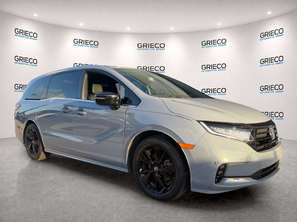 Used 2024 Honda Odyssey Sport image 1