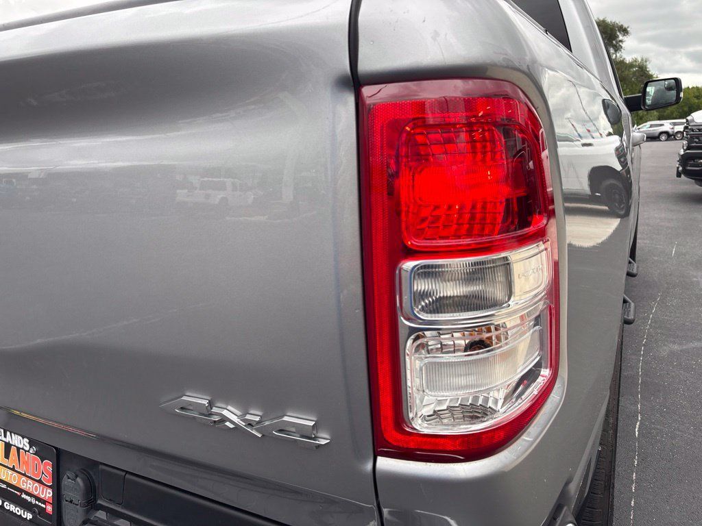 Used 2022 RAM 1500 Big Horn AWD/4WD image 12