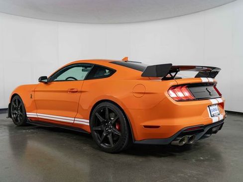 Used 2022 Ford Mustang Shelby GT500 w/ Carbon Fibre Track Pack image 6
