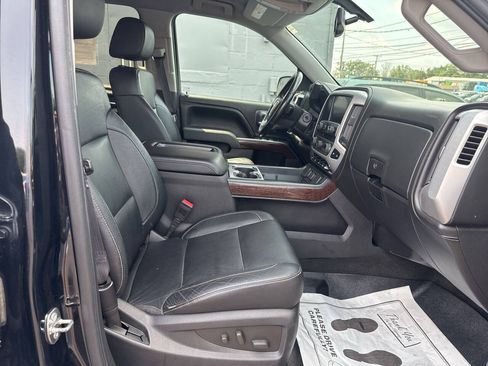 Used 2015 GMC Sierra 1500 SLT w/ SLT Crew Cab Value Package AWD/4WD image 23