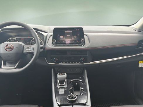 New 2026 Nissan Rogue SV AWD/4WD image 7