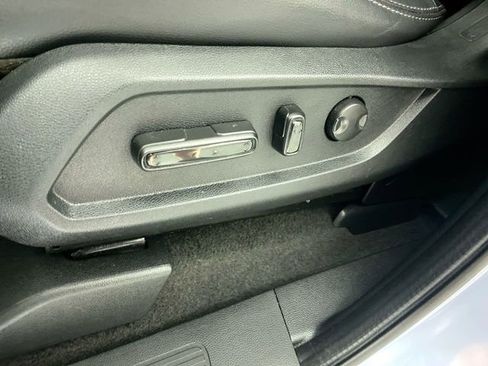 Used 2024 Honda Pilot Touring image 22