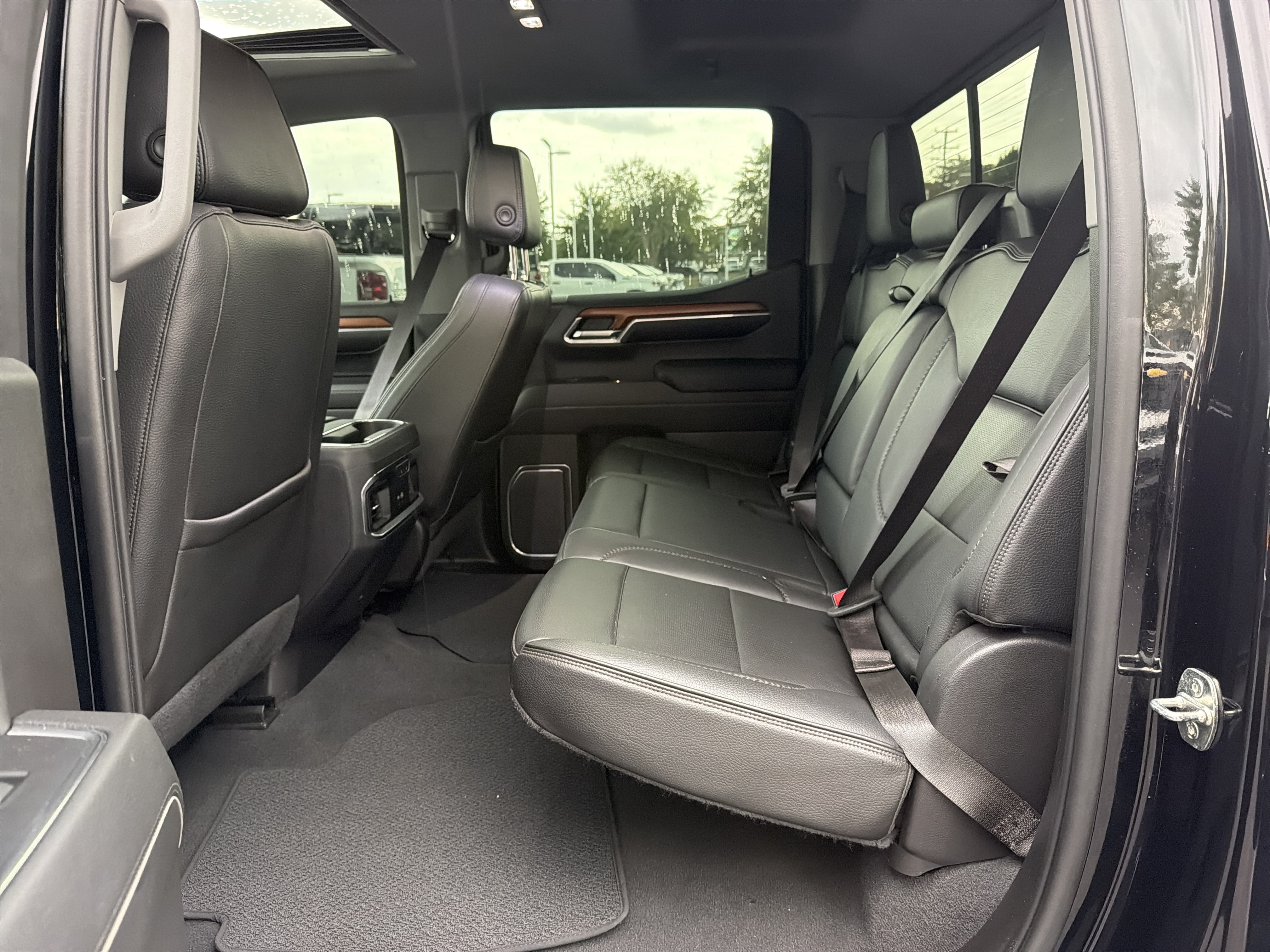 Used 2022 GMC Sierra 1500 Denali AWD/4WD image 31