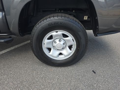 Used 2023 Toyota Tacoma SR image 32