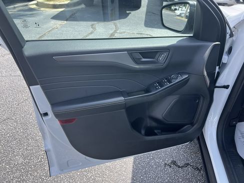 Used 2024 Ford Escape Active AWD/4WD image 14
