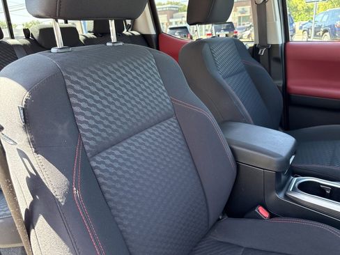 Certified 2023 Toyota Tacoma SR5 image 28