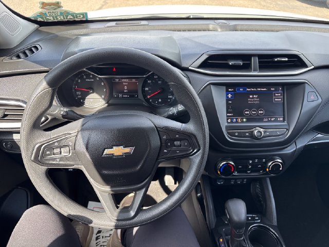 Used 2023 Chevrolet TrailBlazer LT AWD/4WD image 10