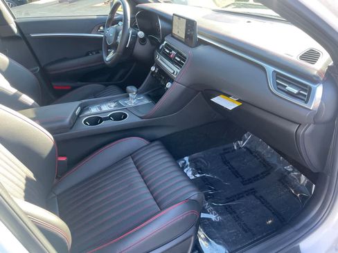 Used 2025 Genesis G70 3.3T Advanced AWD/4WD image 25