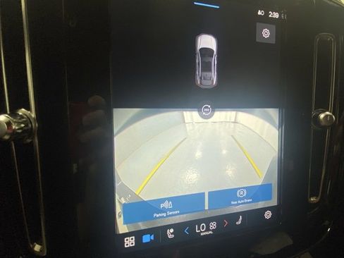 Certified 2023 Volvo C40 P8 Recharge Ultimate w/ Protection Package Premier image 25