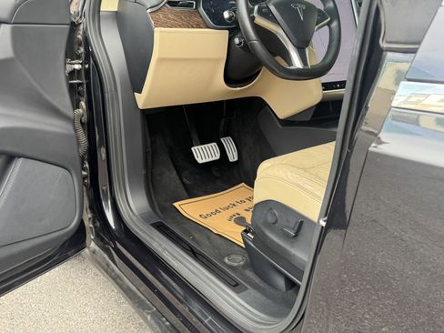 Used 2017 Tesla Model X P100D image 21