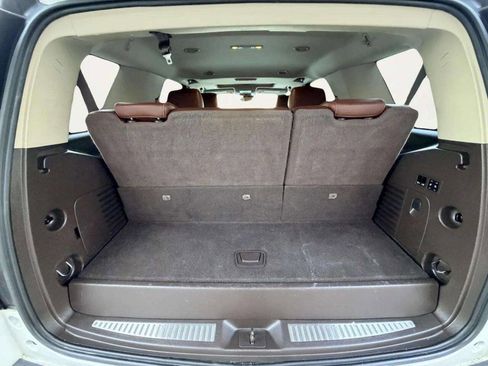 Used 2017 Chevrolet Tahoe Premier AWD/4WD image 7