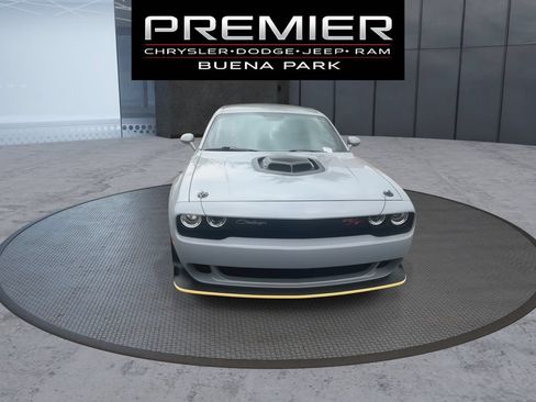 Used 2022 Dodge Challenger R/T Scat Pack RWD image 3