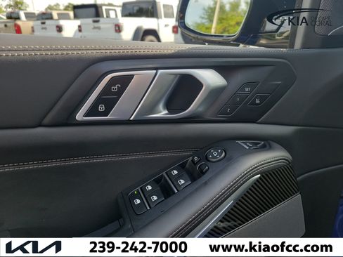 Used 2026 BMW X5 M60i AWD/4WD image 24