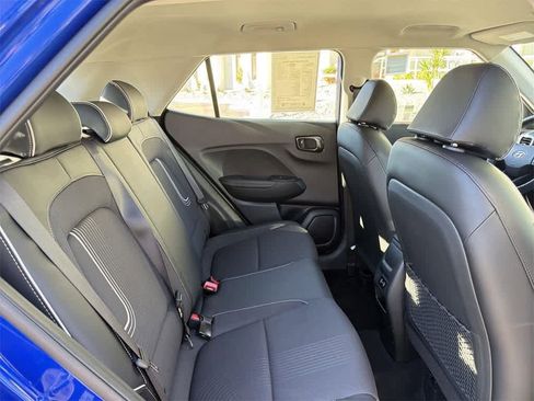 Certified 2024 Hyundai Venue Limited image 32