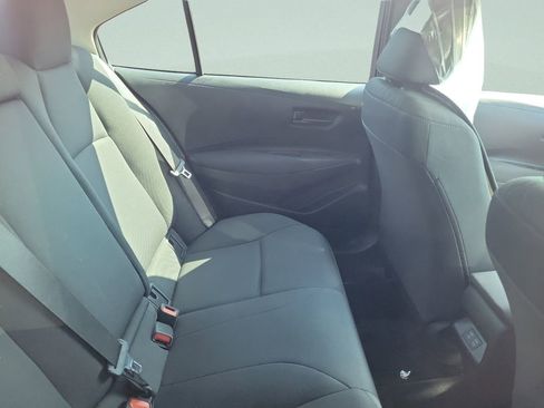 Used 2023 Toyota Corolla LE image 5