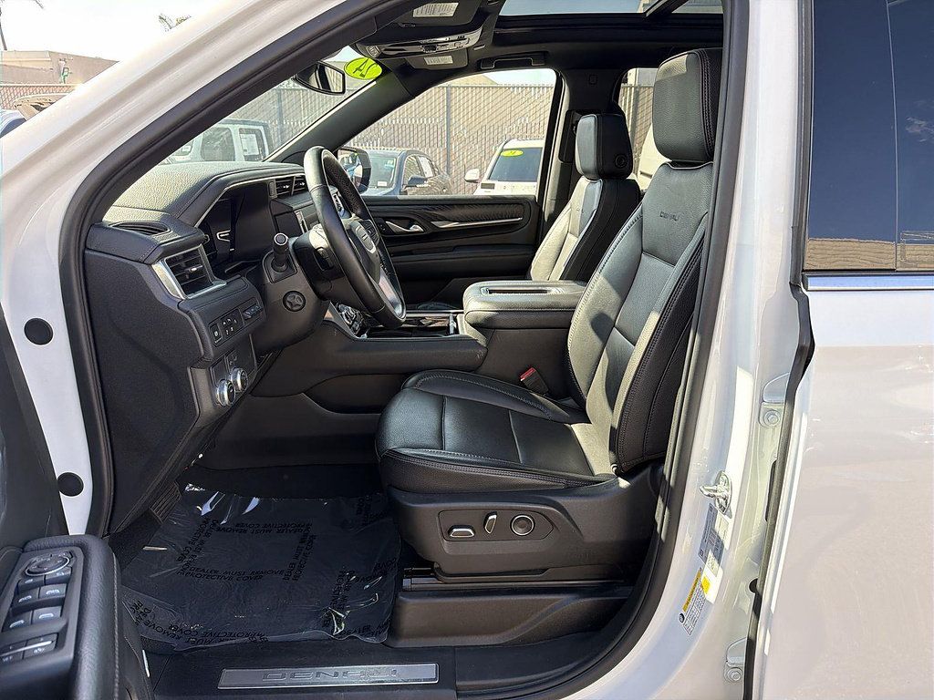 Used 2024 GMC Yukon XL Denali RWD image 19