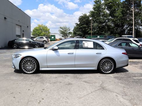 Used 2023 Mercedes-Benz S 580 4MATIC Sedan image 6