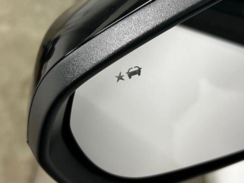 New 2026 Chevrolet Trax LT w/ Driver Confidence Package image 12