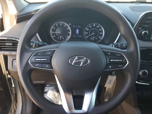 Used 2020 Hyundai Santa Fe SE image 19