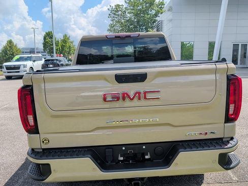Used 2023 GMC Sierra 1500 AT4X AWD/4WD image 5