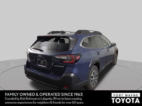 Used 2024 Subaru Outback Premium AWD/4WD image 7