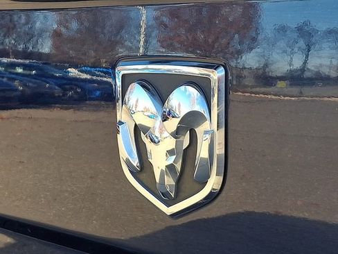 Used 2017 RAM 3500 Big Horn image 32