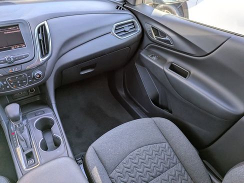 Used 2024 Chevrolet Equinox LT image 18