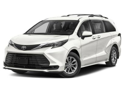 Used 2025 Toyota Sienna LE