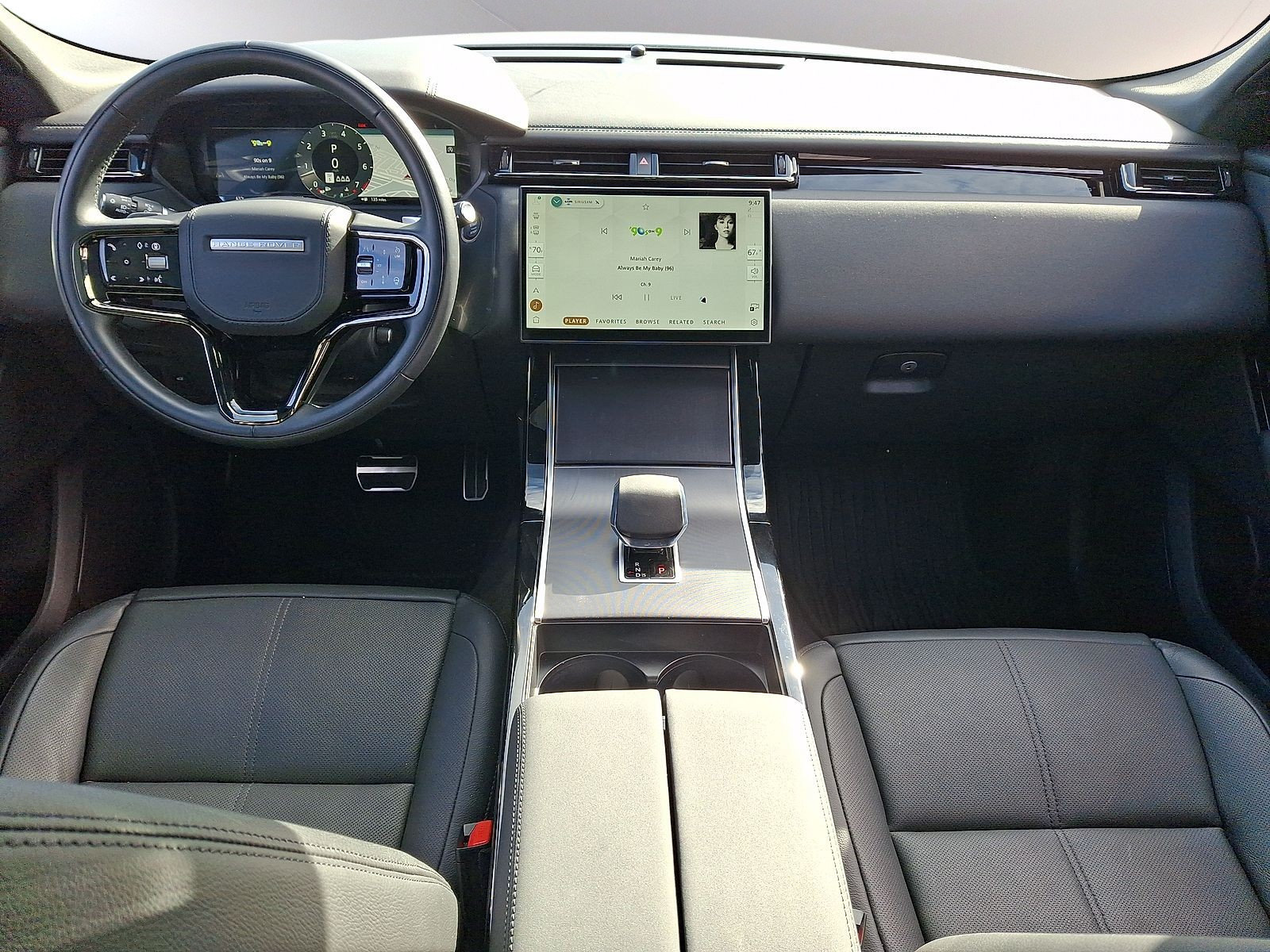 Certified 2026 Land Rover Range Rover Velar Dynamic SE AWD/4WD image 3