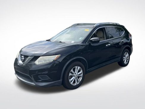 Used 2015 Nissan Rogue SV w/ SV Premium Package FWD image 3