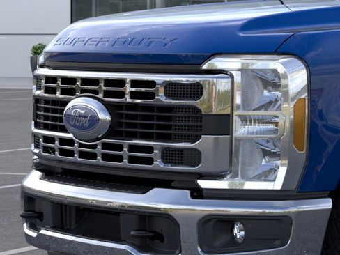 New 2026 Ford F250 XLT image 39