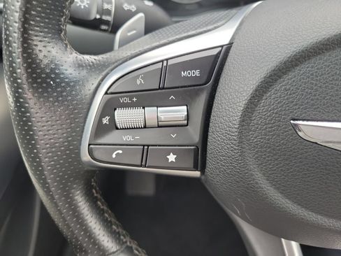 Used 2022 Genesis G70 2.0T RWD image 25