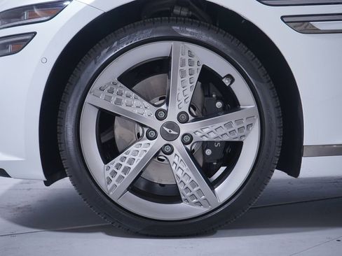 Used 2024 Genesis G80 3.5T Sport image 2