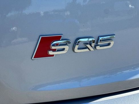 Used 2022 Audi SQ5 Premium image 35