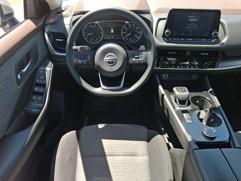 Used 2021 Nissan Rogue SV AWD/4WD image 11
