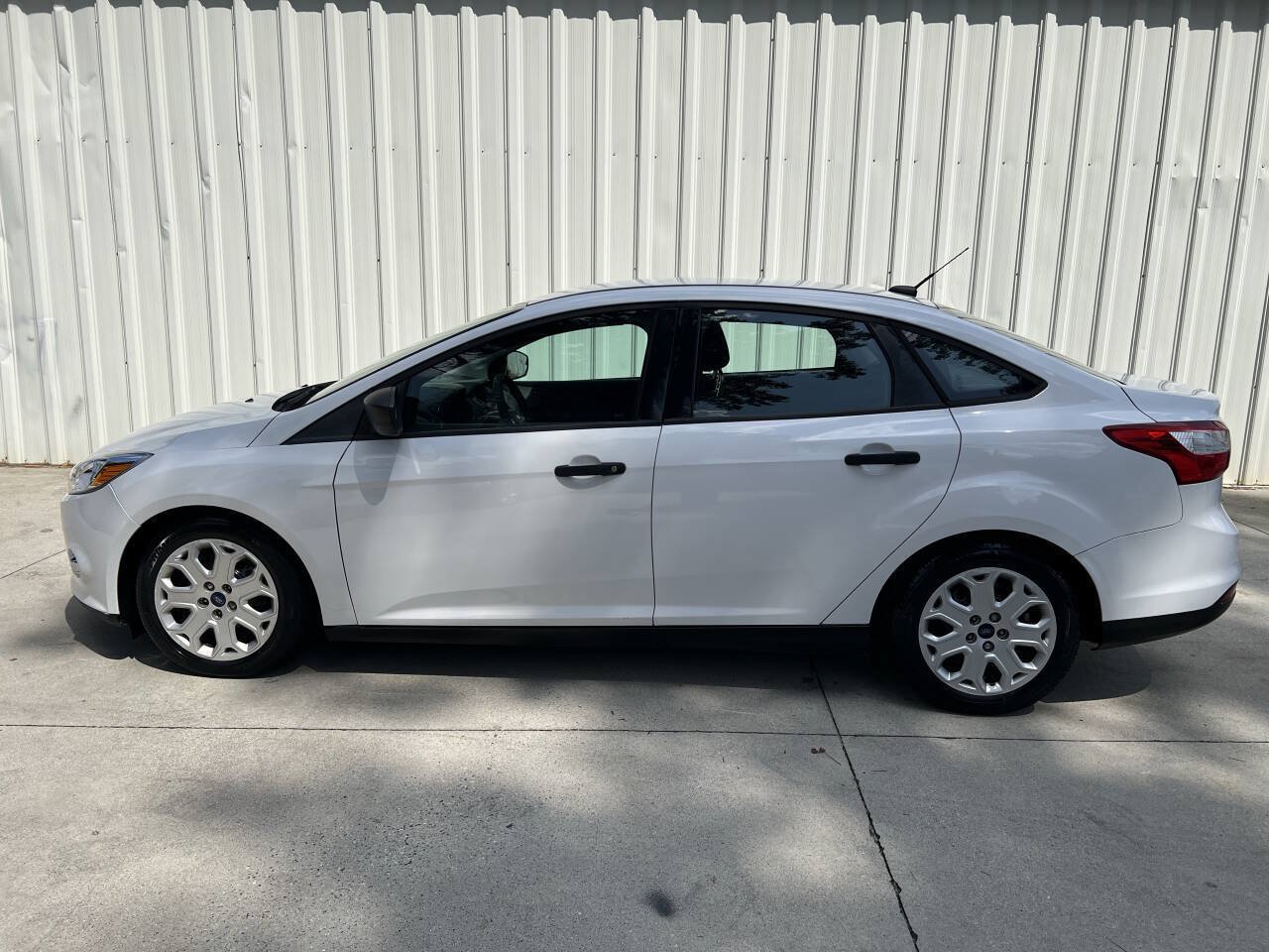 Used 2014 Ford Focus S FWD image 6