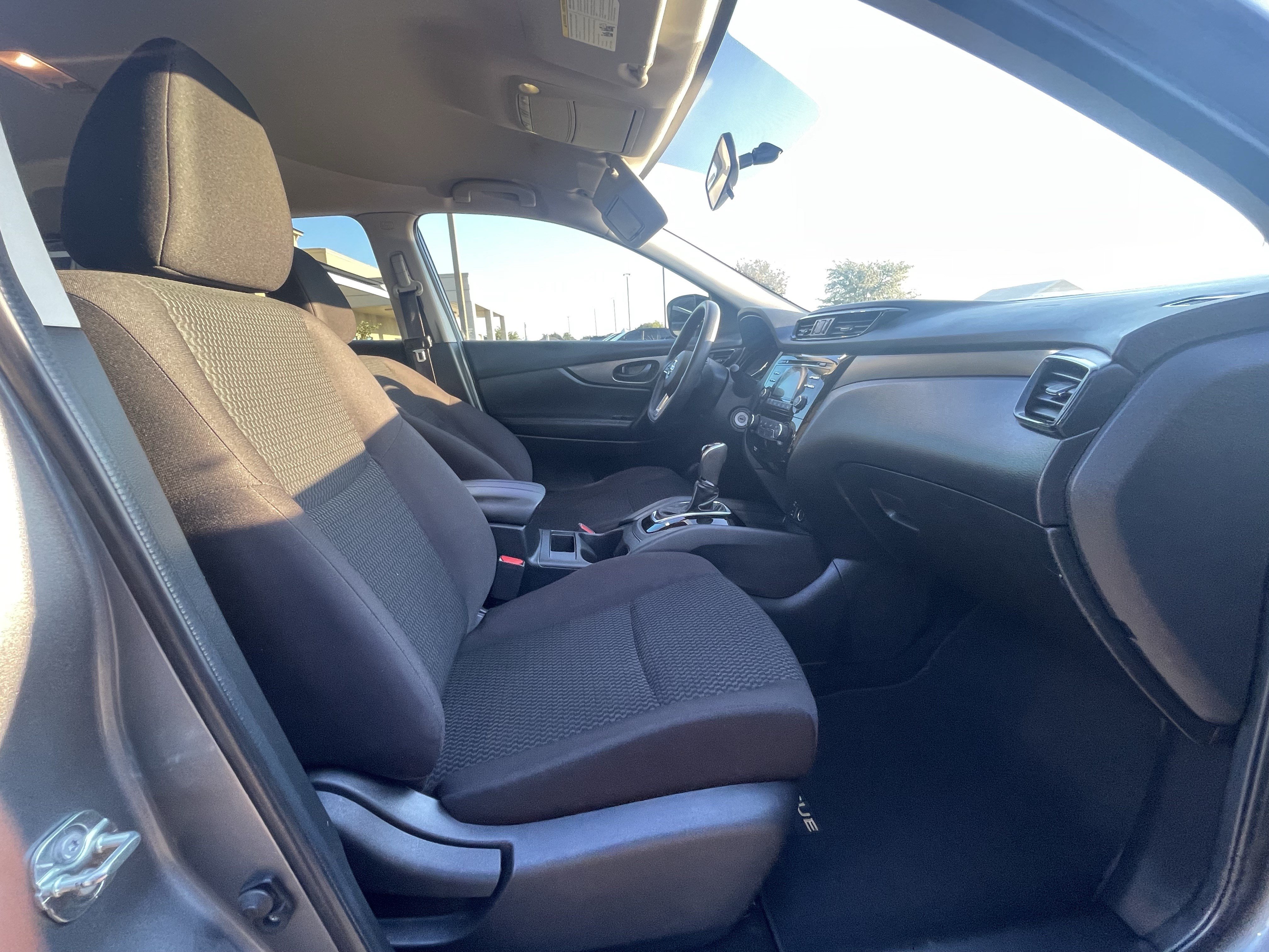 Used 2018 Nissan Rogue Sport S w/ S Appearance Package FWD image 10