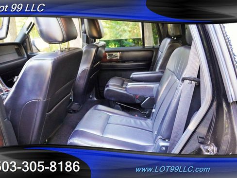 Used 2017 Lincoln Navigator Select AWD/4WD image 15