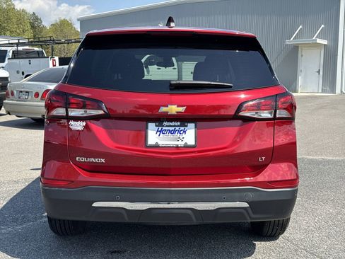Used 2024 Chevrolet Equinox LT image 9