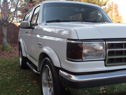 Used 1987 Ford Bronco image 9