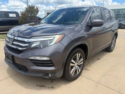 Used 2016 Honda Pilot EX image 3