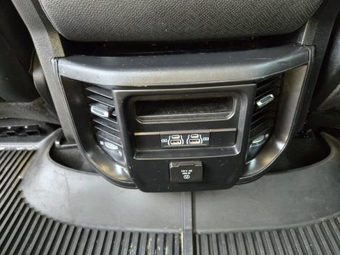 Used 2021 RAM 1500 Laramie AWD/4WD image 21
