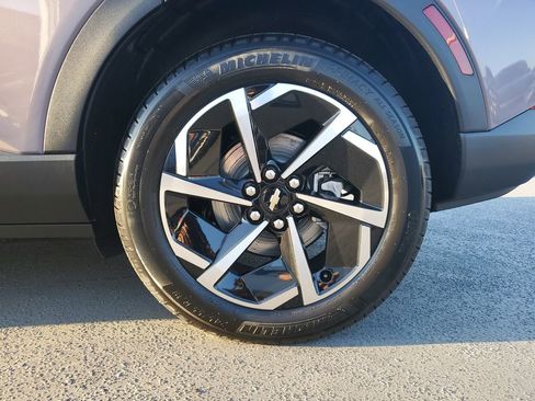 New 2026 Chevrolet Equinox EV LT image 5