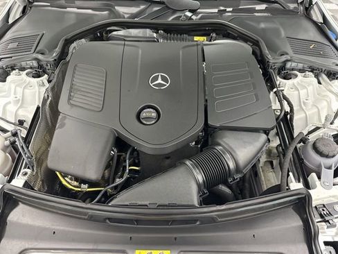 Used 2025 Mercedes-Benz C 300 4MATIC Sedan image 10