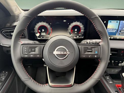 New 2026 Nissan Kicks SR w/ Cold Weather Package image 18