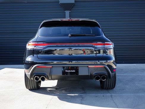 Certified 2026 Porsche Macan Turbo AWD/4WD image 6