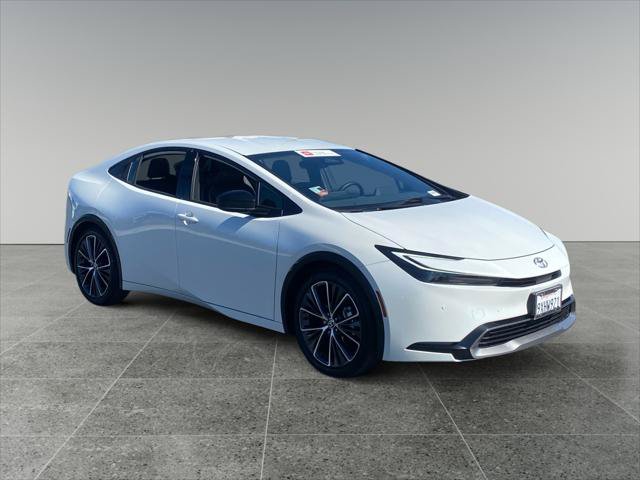 Certified 2026 Toyota Prius XLE FWD image 7