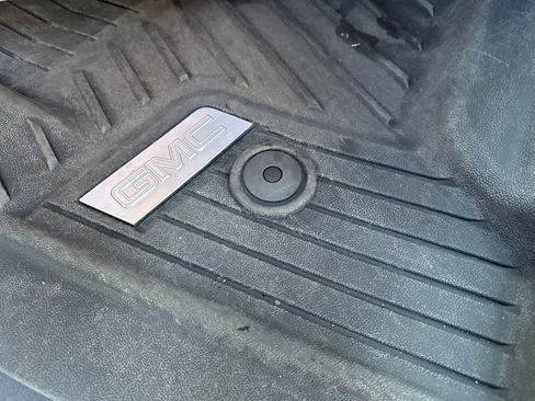 Used 2014 GMC Sierra 1500 Denali w/ Driver Alert Package image 22