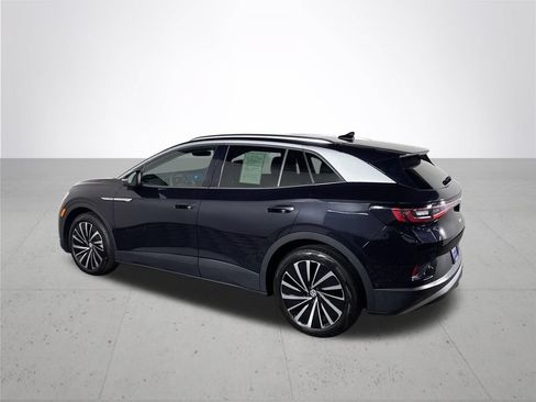 Certified 2023 Volkswagen ID.4 Pro S Plus RWD image 9
