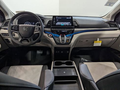 New 2026 Honda Odyssey Elite image 12
